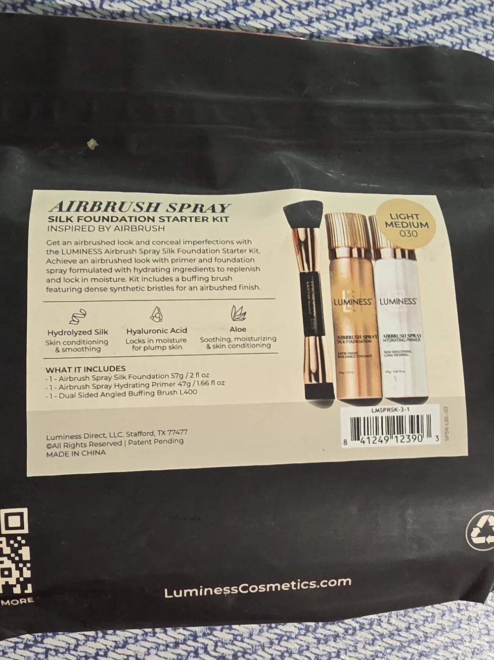 Luminess branded cosmetic